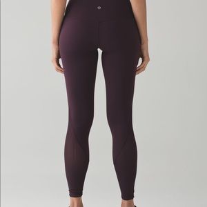 Lululemon deep breath tight. Sz 6. Dark purple